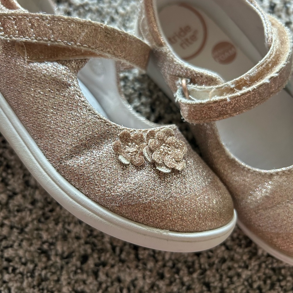 Toddler Stride Rite Sandal — 9.5 - Picture 4 of 12
